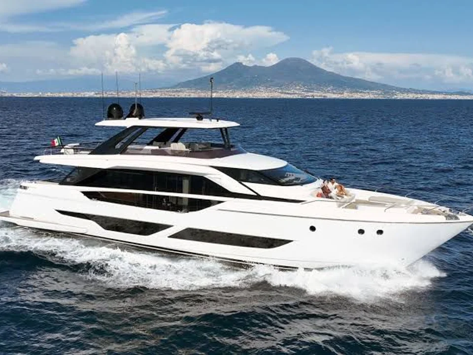 2023 Ferretti Yachts 860 — Ferretti Yachts