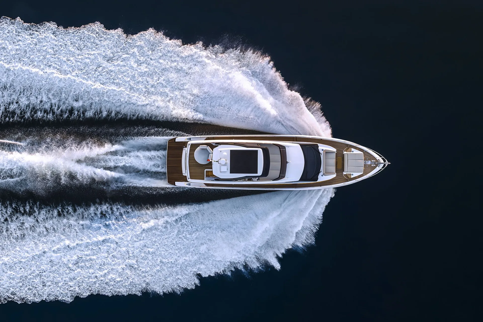 FERRETTI 720 - Image 3