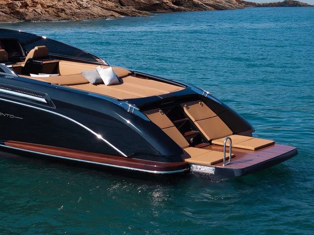 Yacht image 2