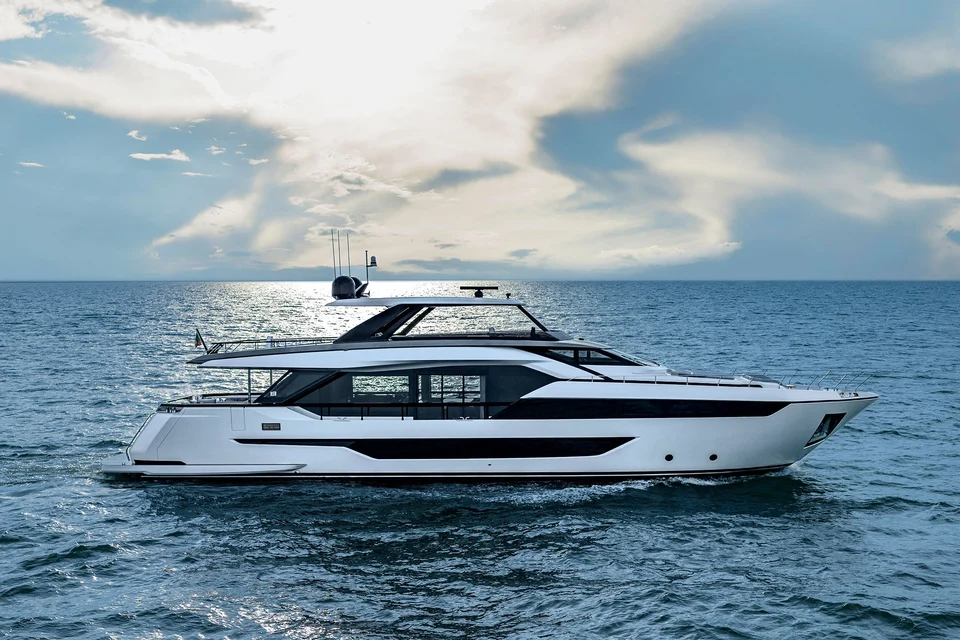 FERRETTI 940 - Image 1