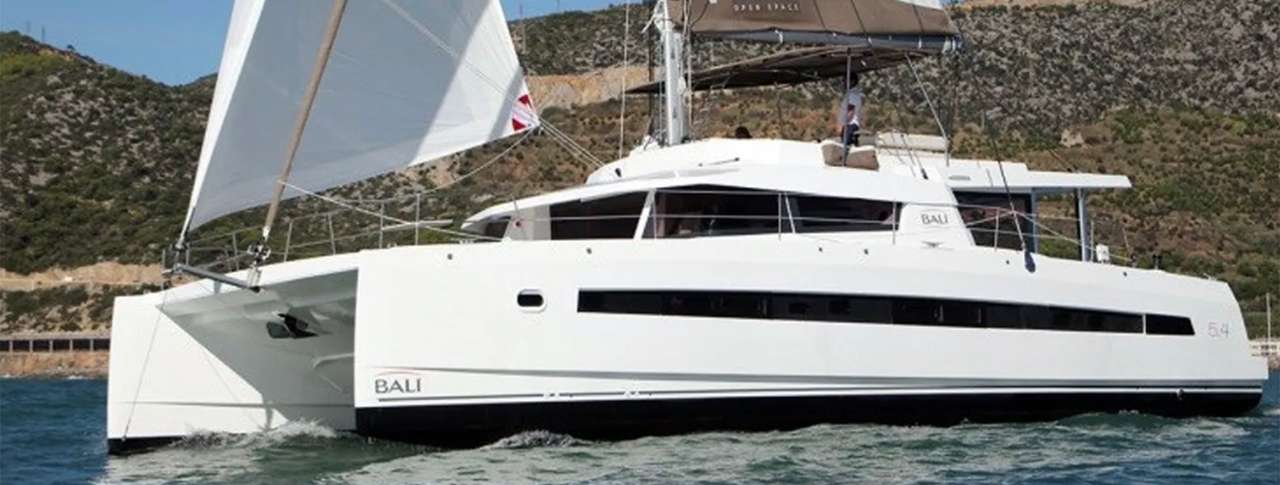 LICENSE TO CHILL at anchor