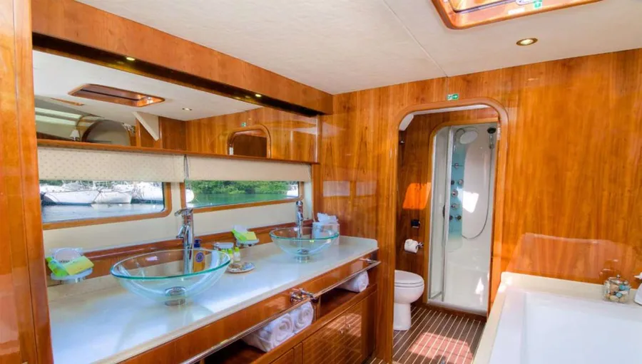 XENIA 74, photos 3