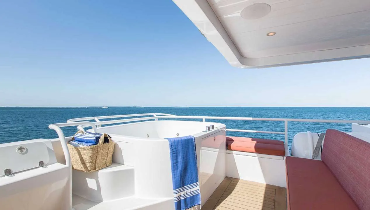 OCEAN DREAM, photos 1