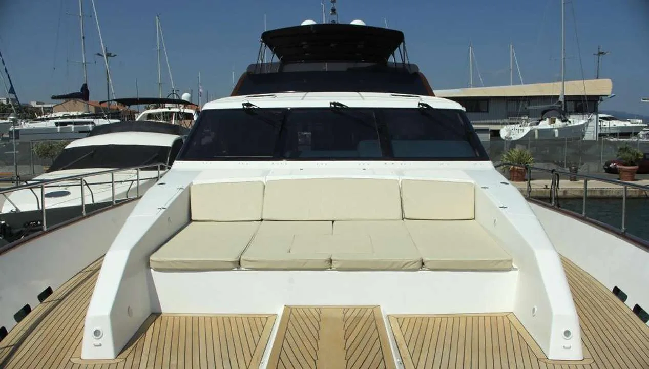 LADY AMANDA, photos 1