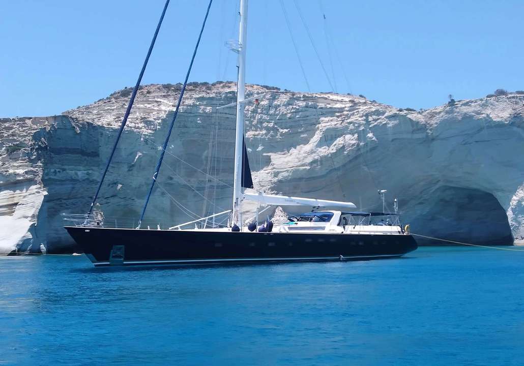 AMADEUS at anchor