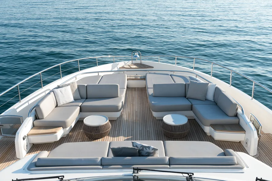 ANTHEYA III, on deck 5
