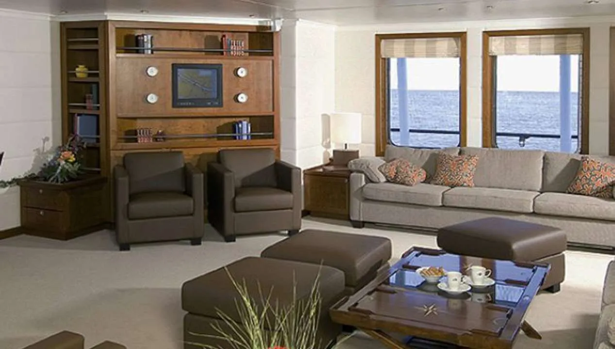 HANSE EXPLORER, photos 1