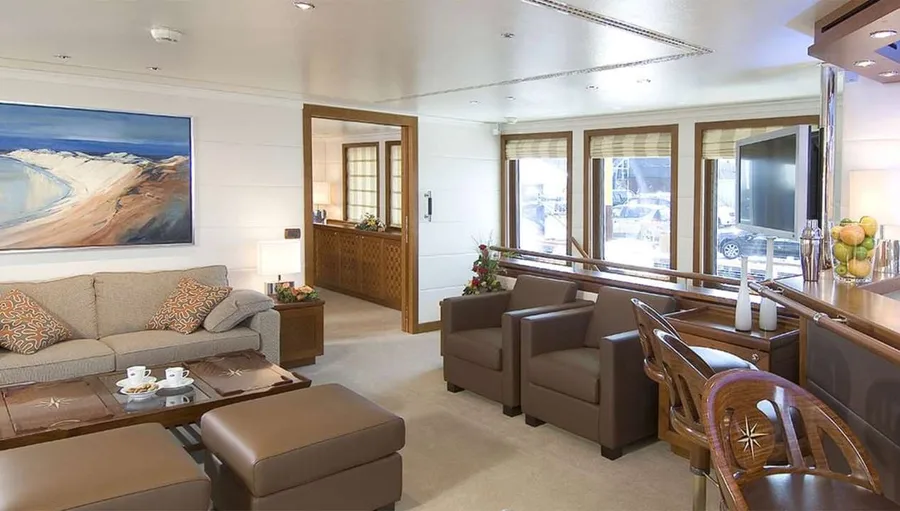 HANSE EXPLORER, photos 3