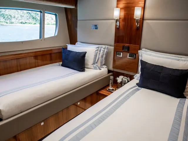 Twin Cabin cabin
