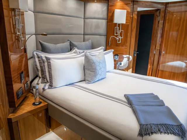 Cabin cabin