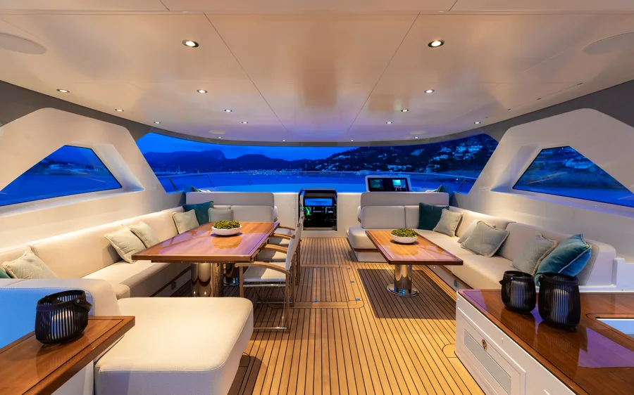 CALYPSO I, inside 6
