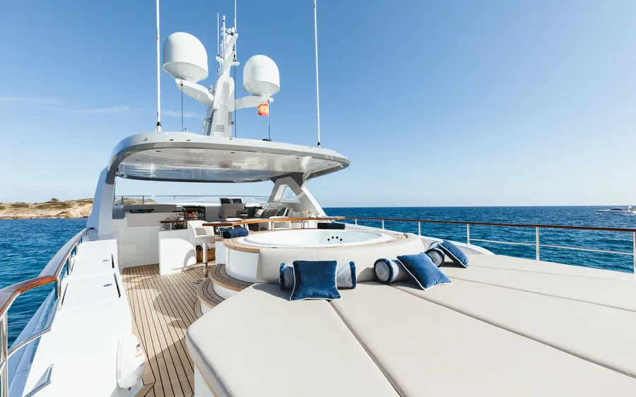 CALYPSO I, on deck 6