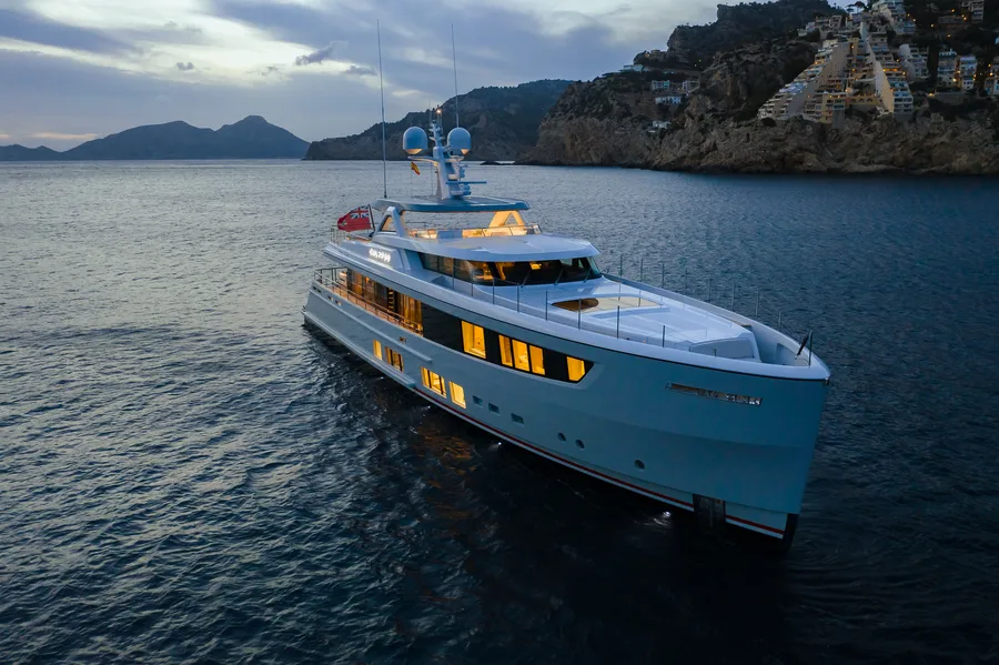 CALYPSO I, on deck 3