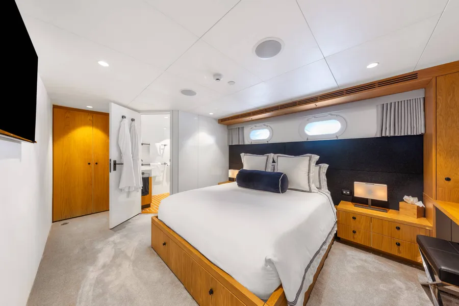 EVOLUTION, cabins 3