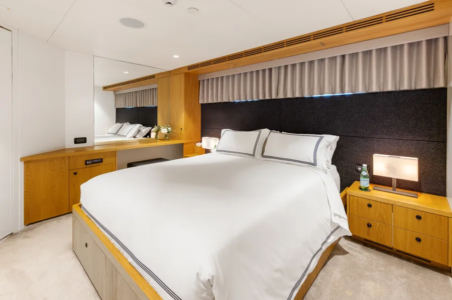 EVOLUTION, cabins 4