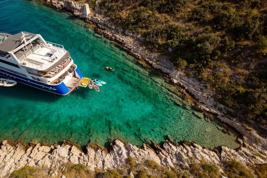 LUPUS MARE, photos 3