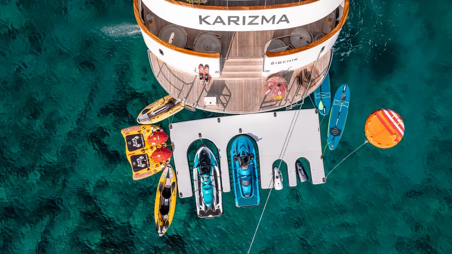 KARIZMA, photos 6