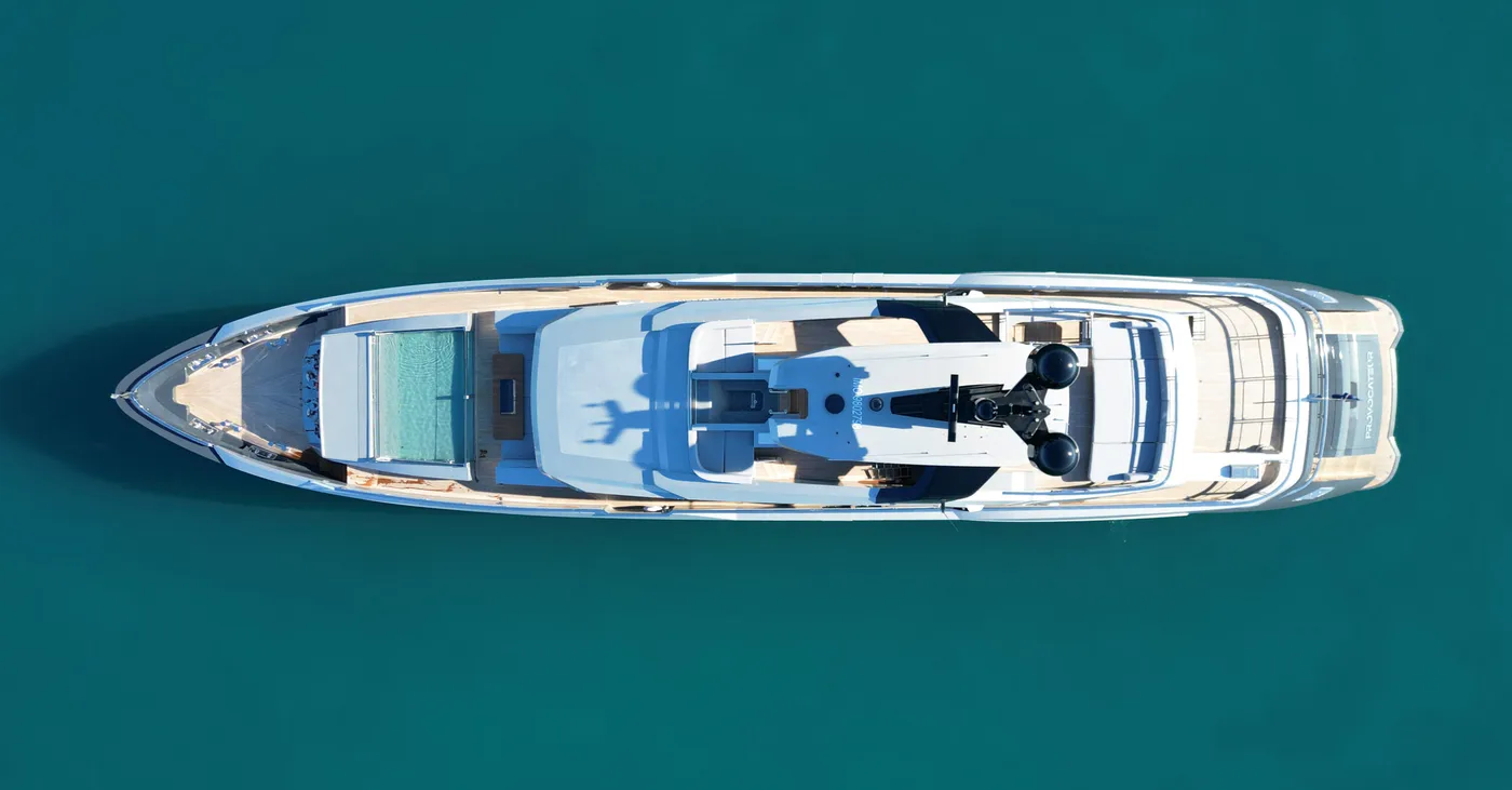 PROVOCATEUR, on deck 1