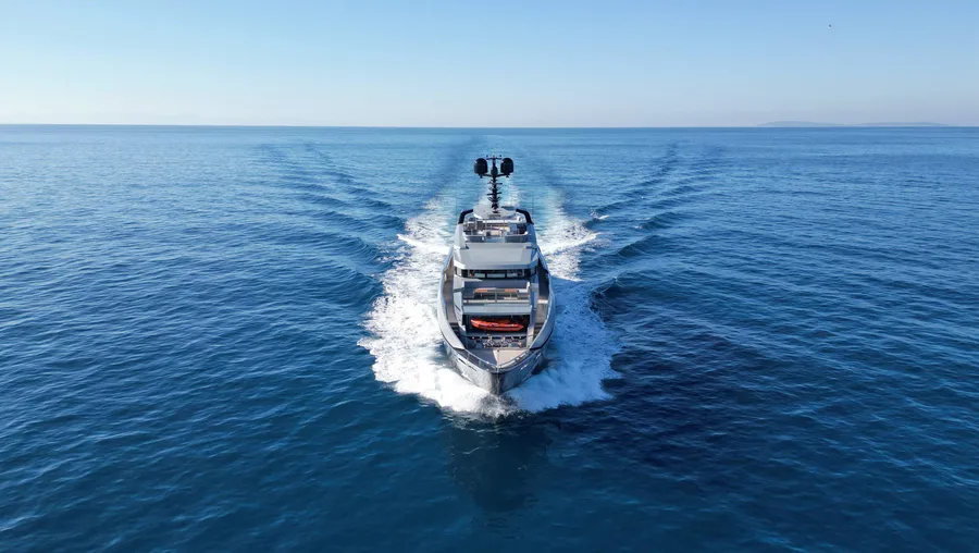 PROVOCATEUR, on deck 5