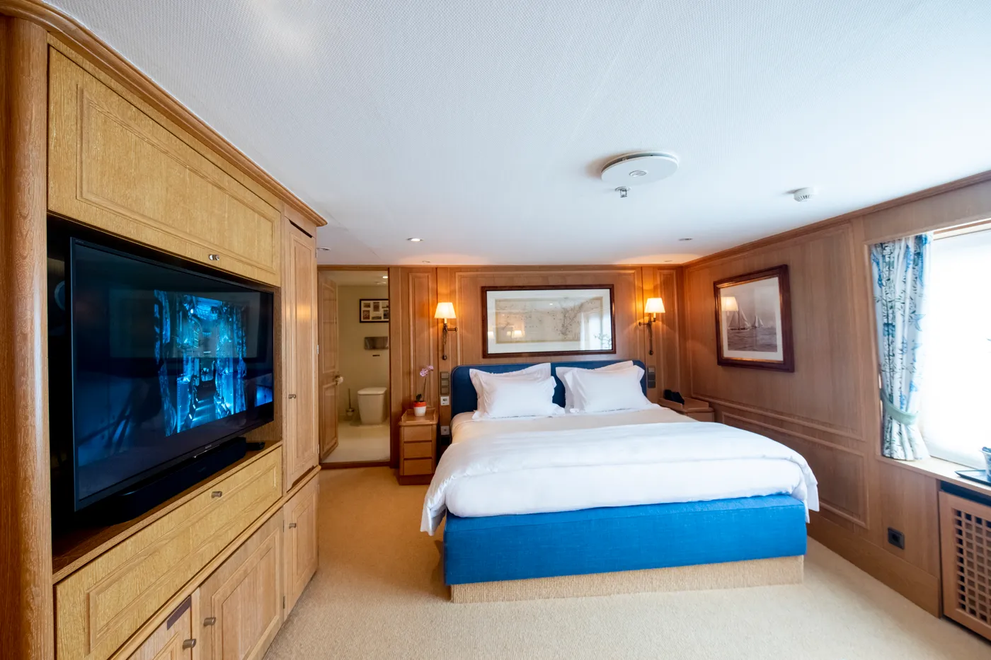 ARCTIC, cabins 2