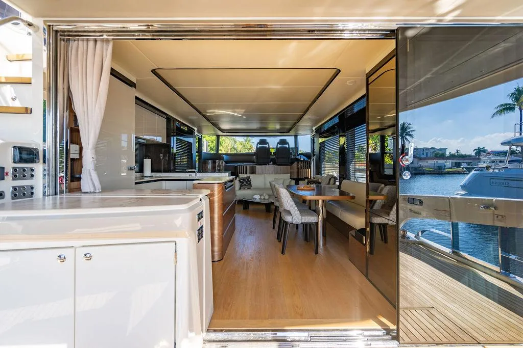 ABSOLUTE 64 NAVETTA - Image 3