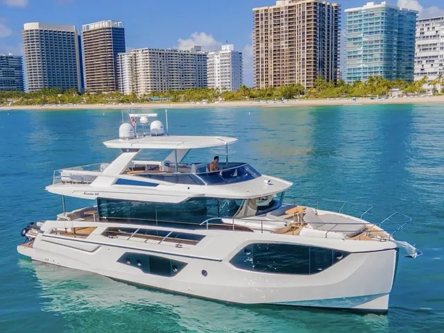 ABSOLUTE 64 NAVETTA