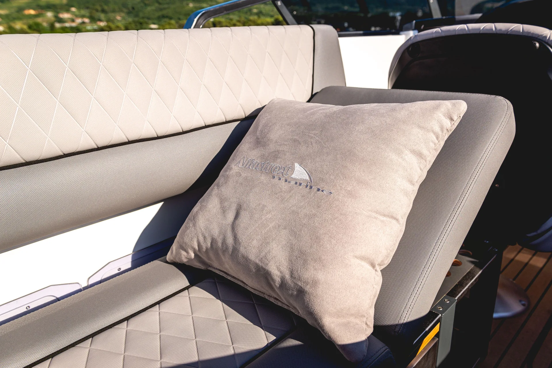 ALFASTREET NEW !!! 23EVO CABIN 280 - Image 1