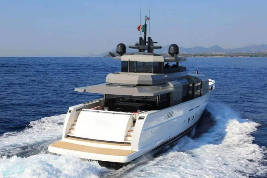 ARCADIA YACHTS 100 - Image 3