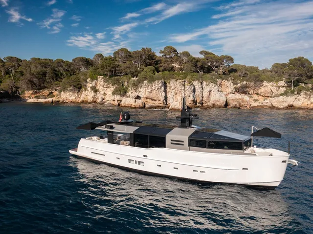 ARCADIA YACHTS 85