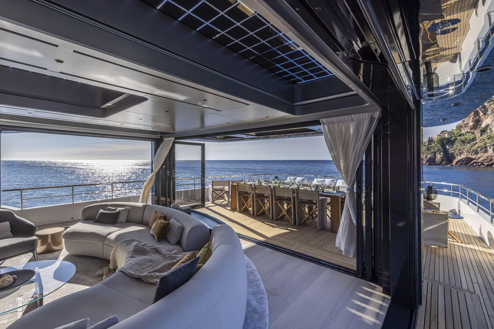 ARCADIA YACHTS A96 - Image 3