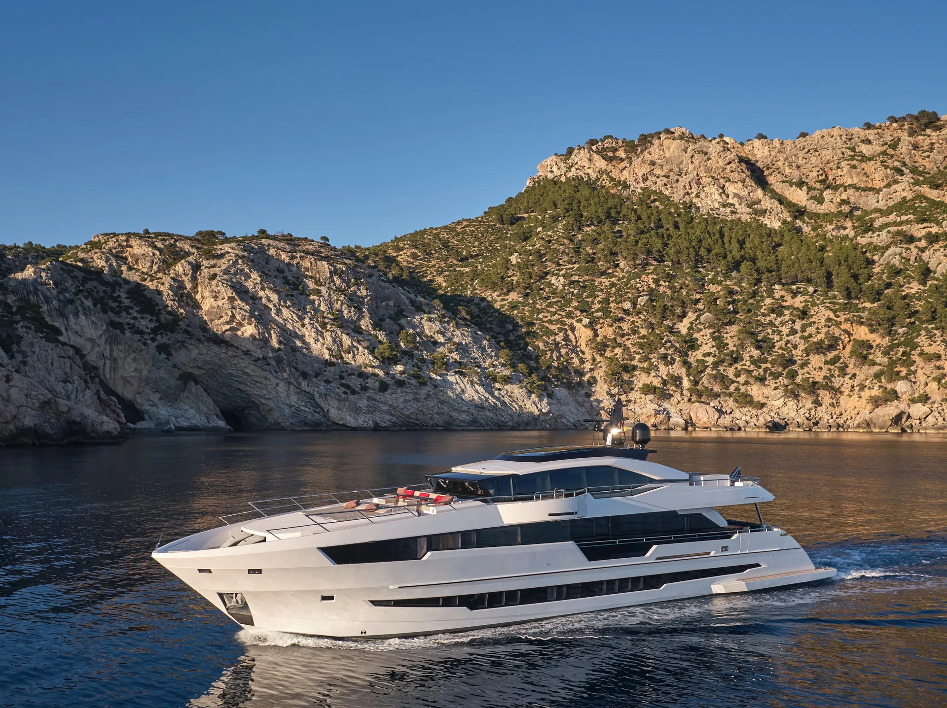 ASTONDOA 110 CENTURY - Image 3