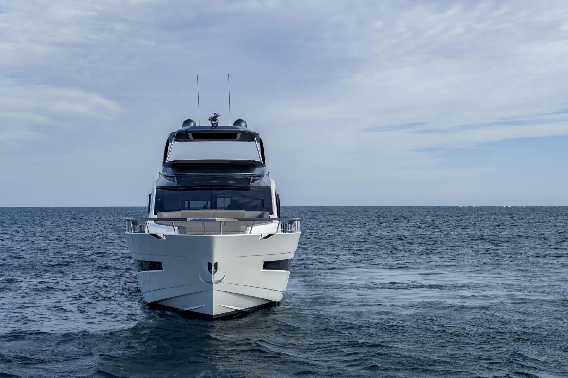 ASTONDOA AS8 FLYBRIDGE - Image 3