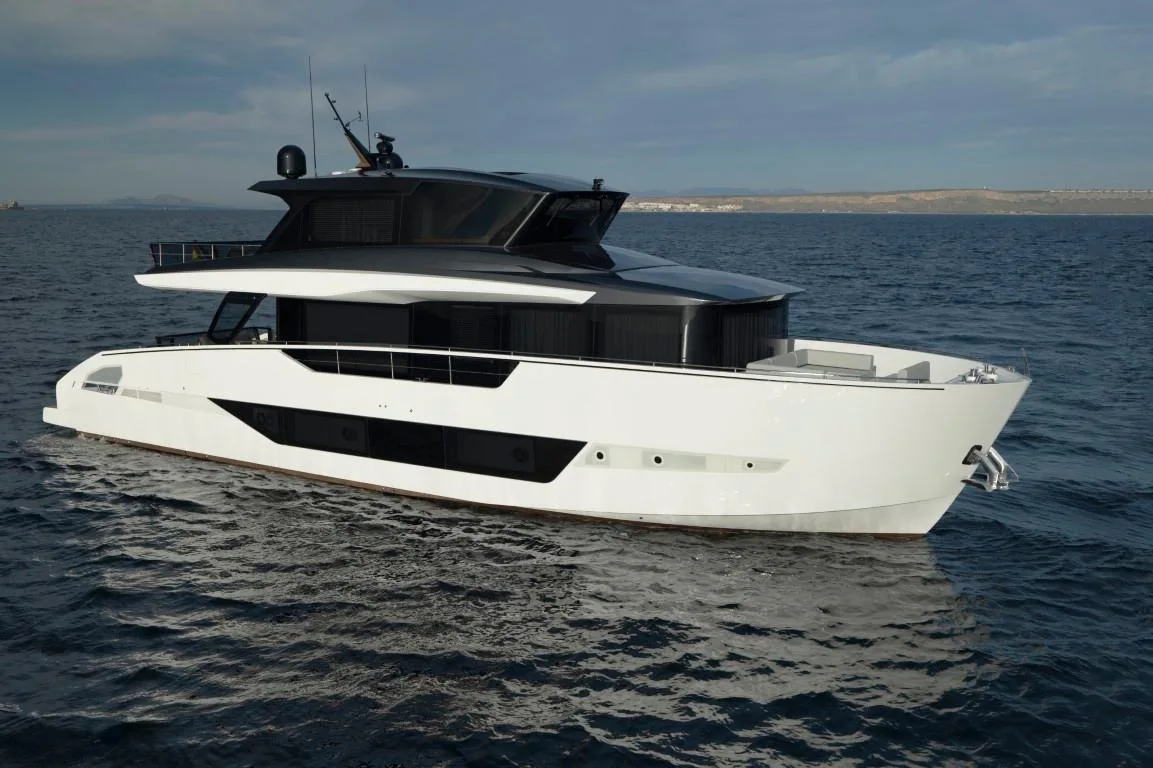 ASTONDOA AX8 - Image 1