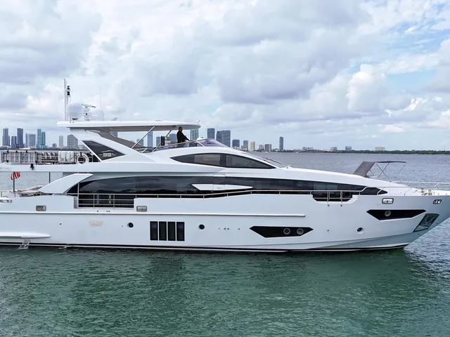 AZIMUT 30 METRI