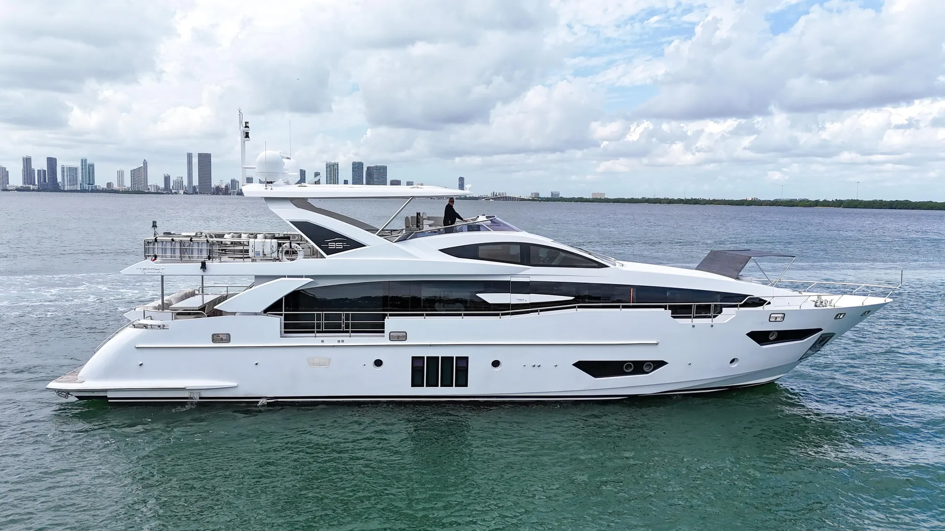 AZIMUT 30 METRI - Image 3