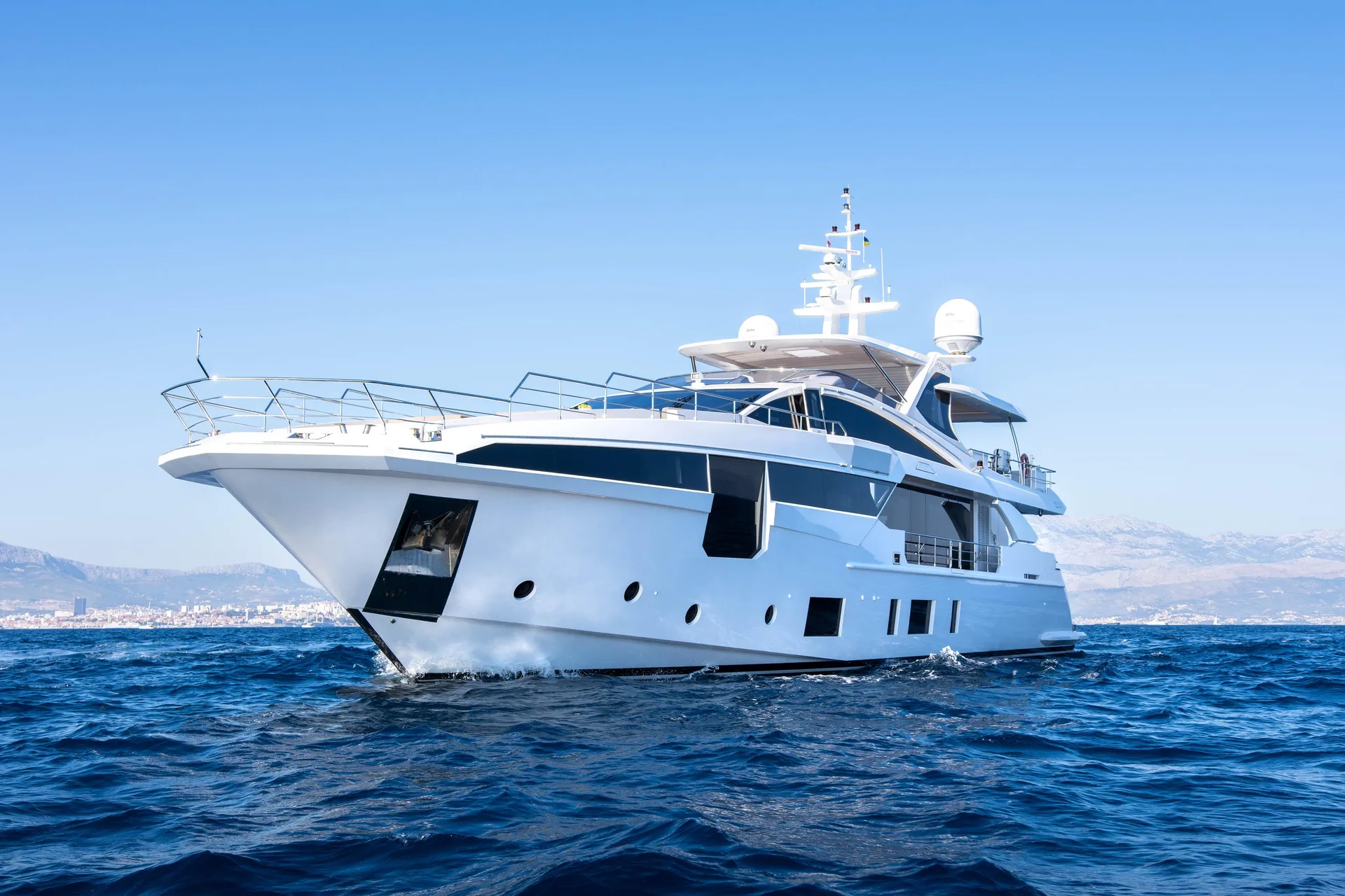 AZIMUT 35 - Image 3
