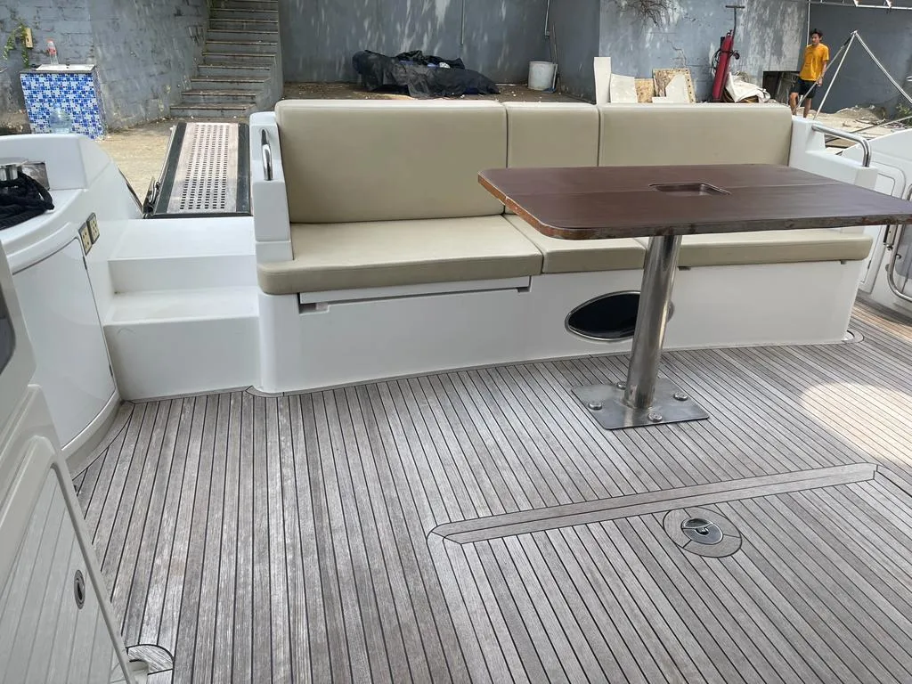 AZIMUT 60 - Image 3