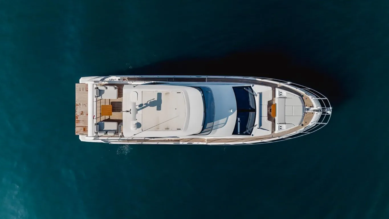 AZIMUT 60 FLYBRIDGE 2023 - Image 3