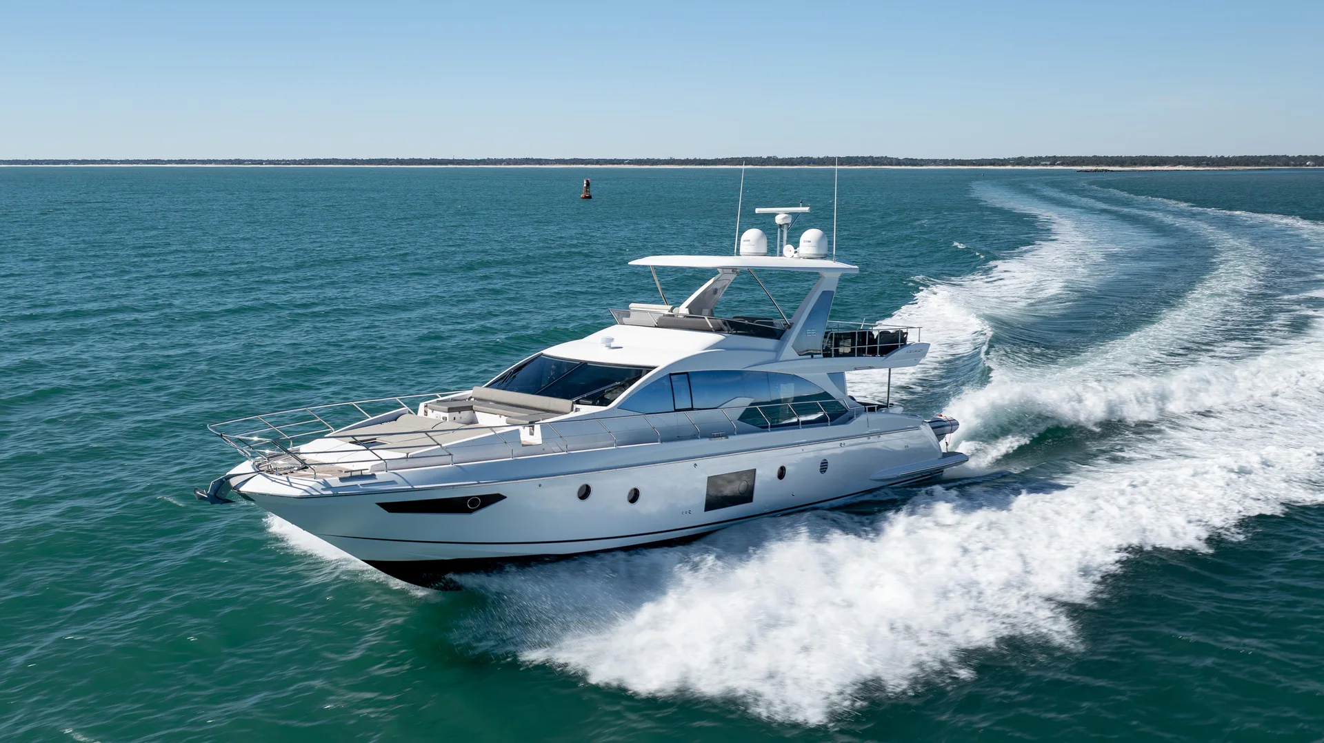AZIMUT 66 FLYBRIDGE - Image 1