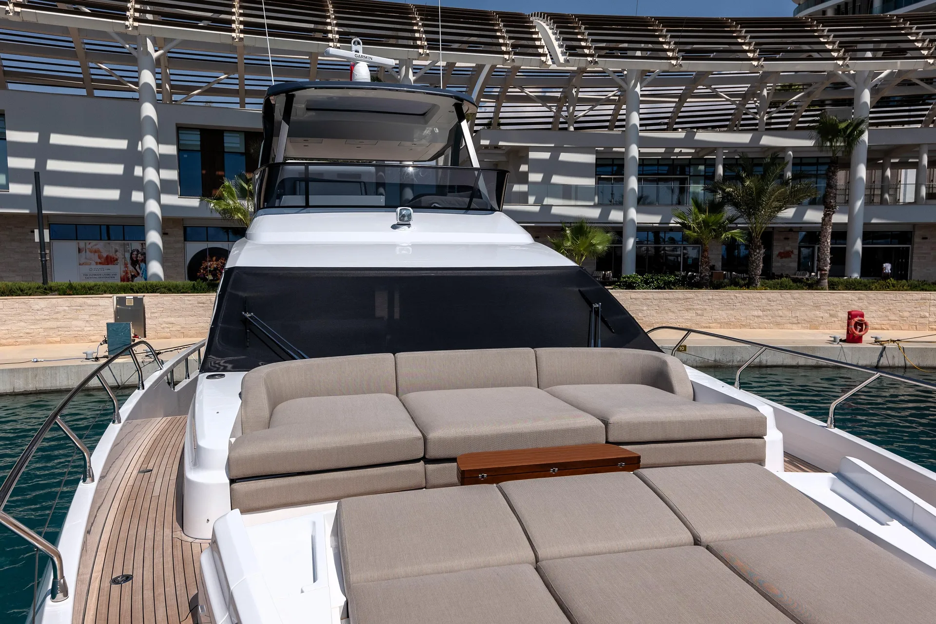AZIMUT 68 - Image 3