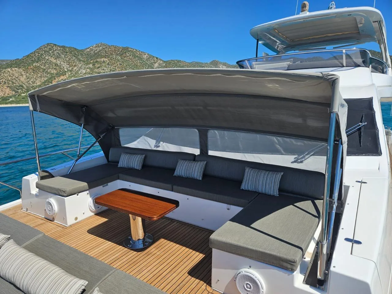 AZIMUT 72 FLY - Image 3