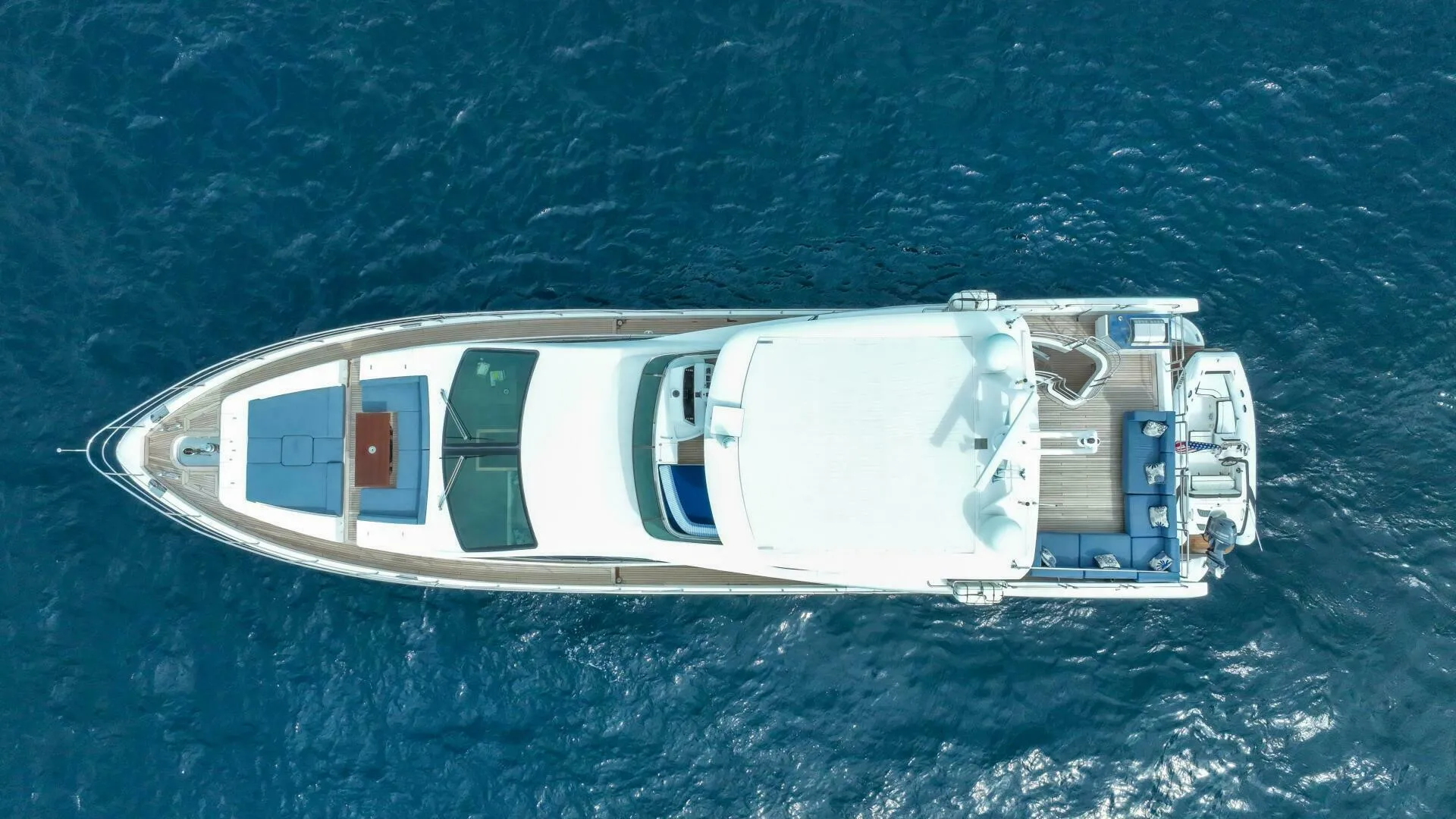 AZIMUT 84 FLYBRIDGE - Image 3
