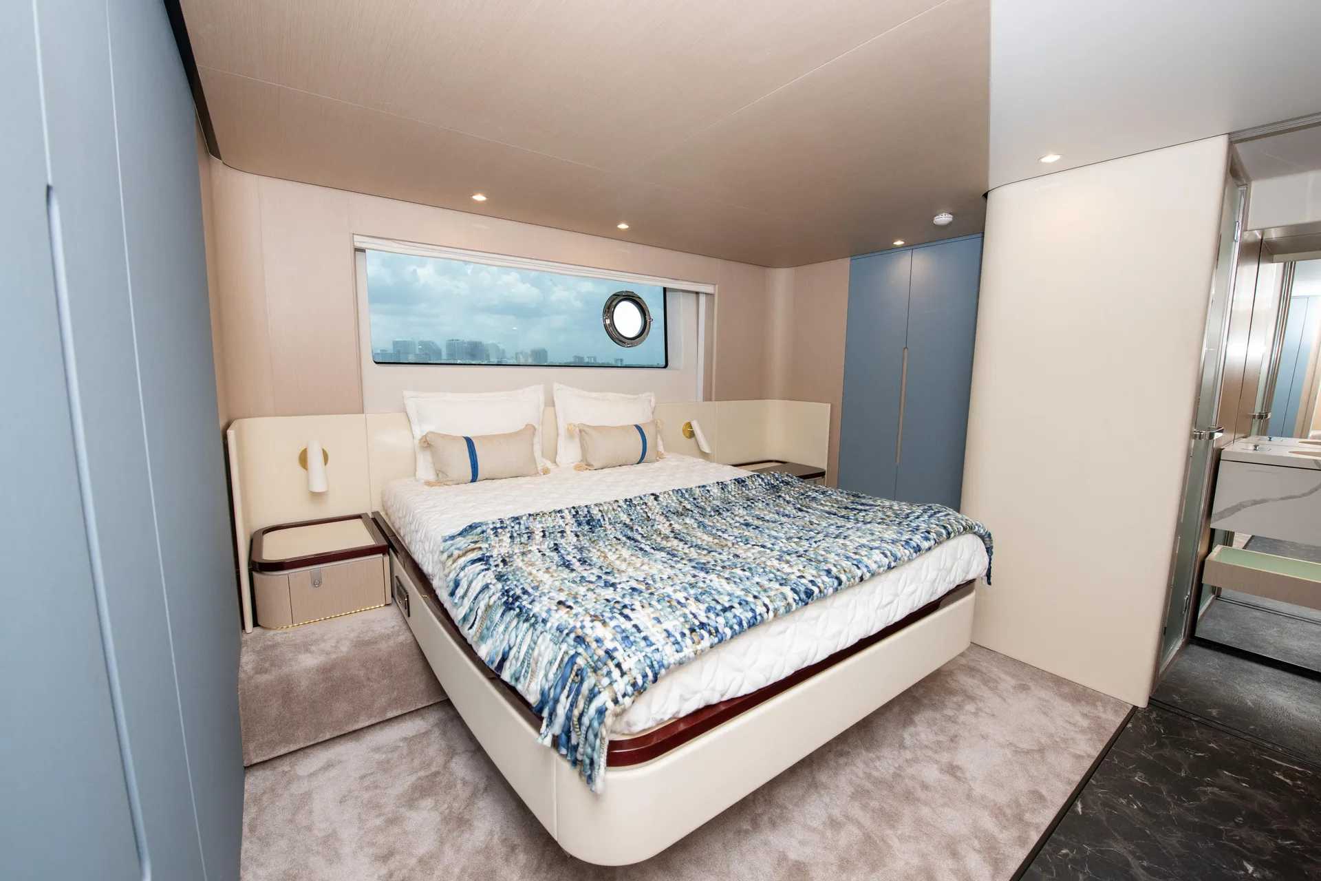 AZIMUT FLY 68 - Image 3