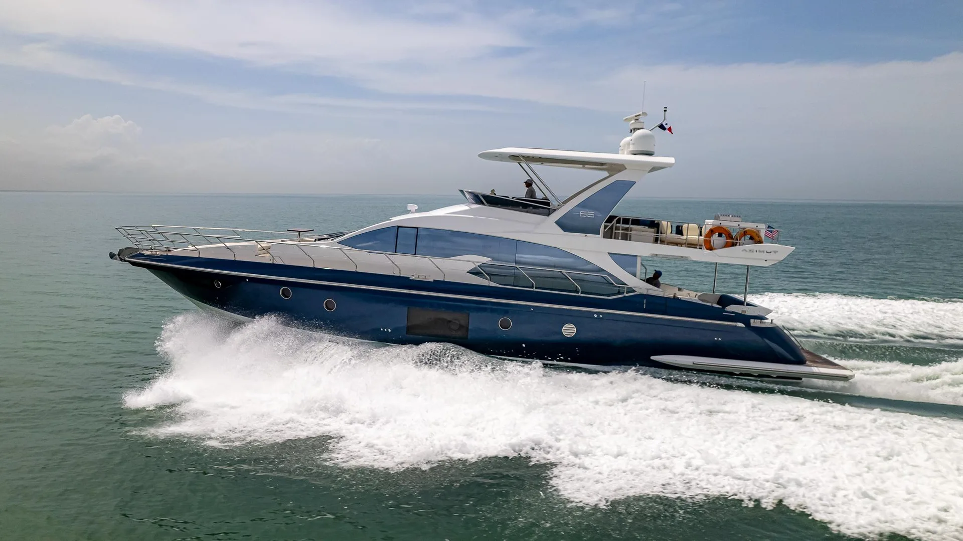 AZIMUT FLYBRIDGE - Image 1