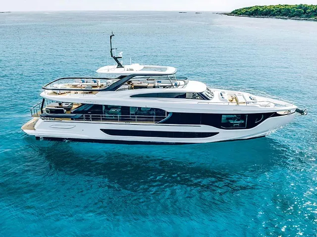 AZIMUT GRANDE 26M