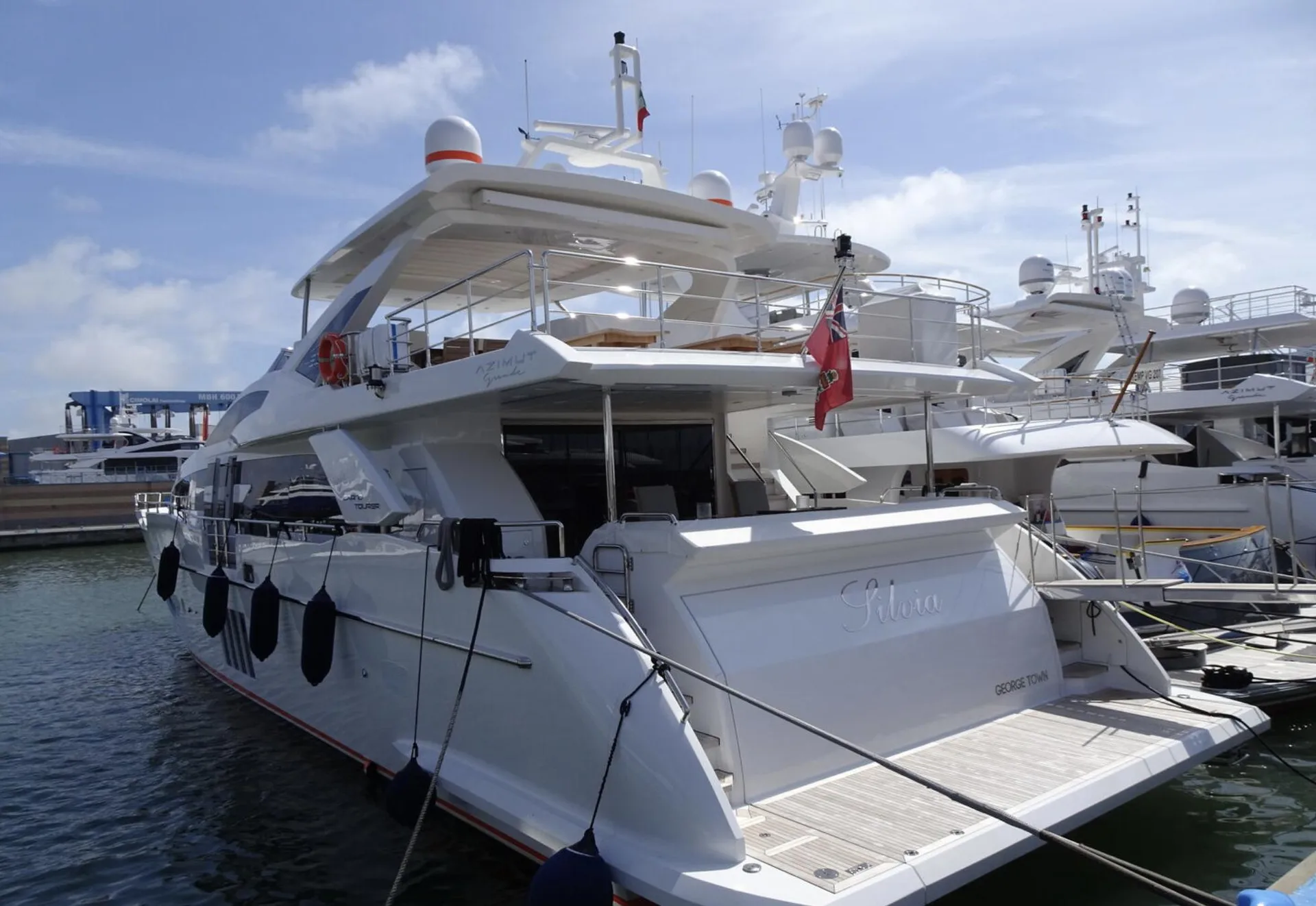 AZIMUT GRANDE 30 METRI - Image 3