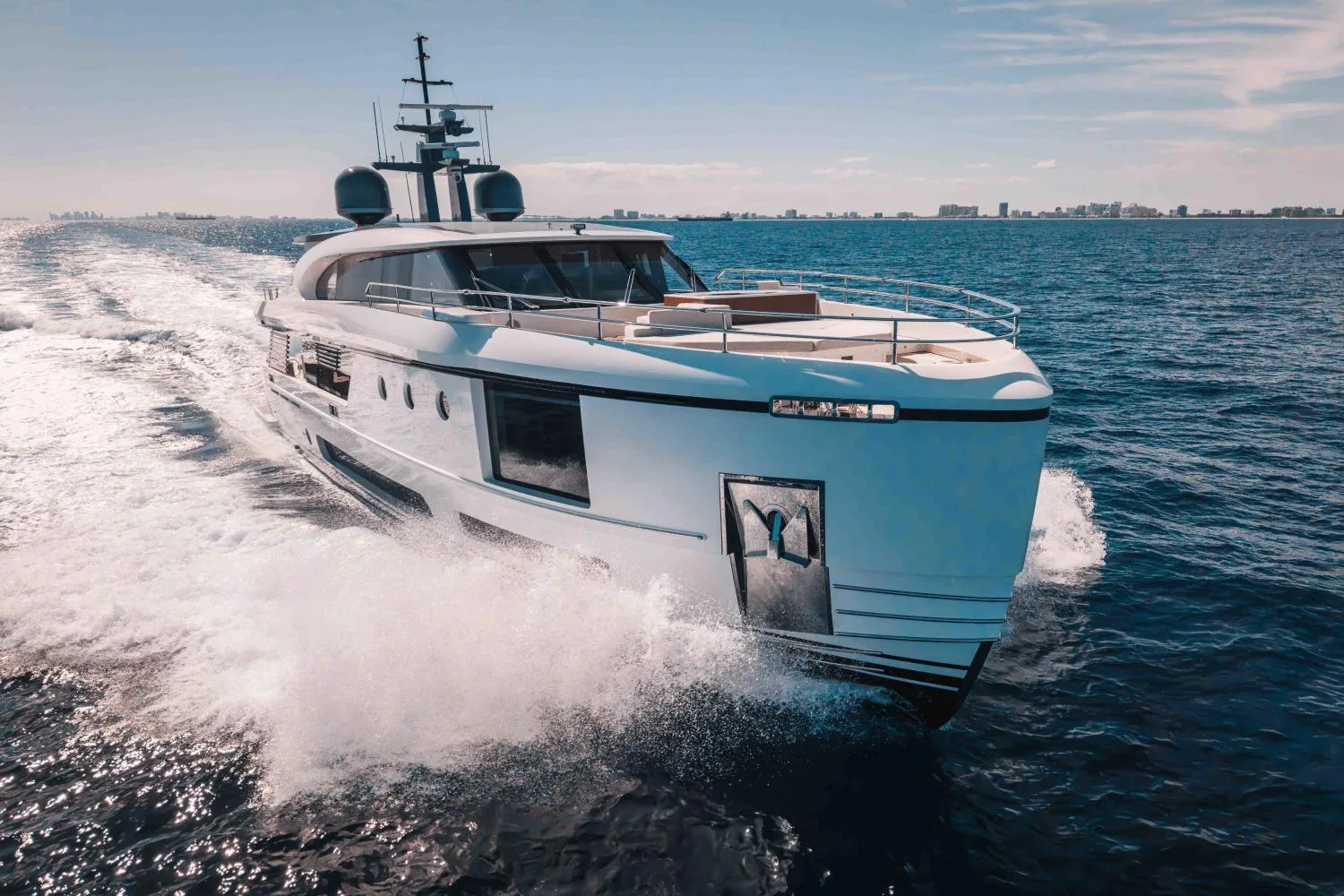 AZIMUT MAGELLANO 30 METRI - Image 1