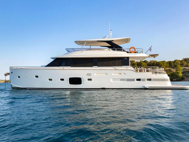 AZIMUT MAGELLANO 76