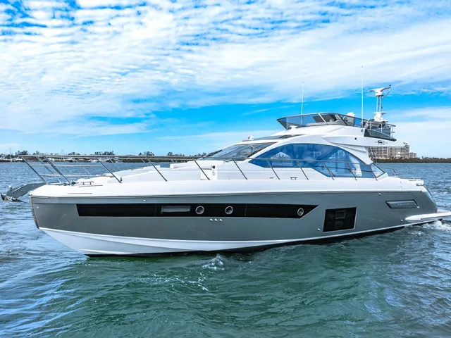 AZIMUT S6