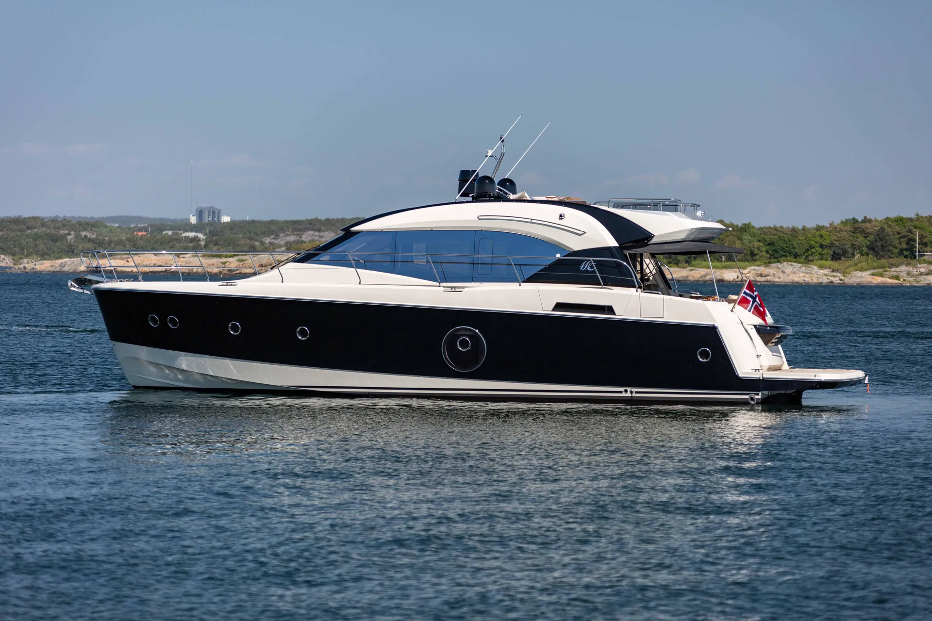 BENETEAU MONTE CARLO 6S - Image 3